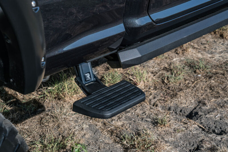 AMP Research 75419-01A AMP BedStep2