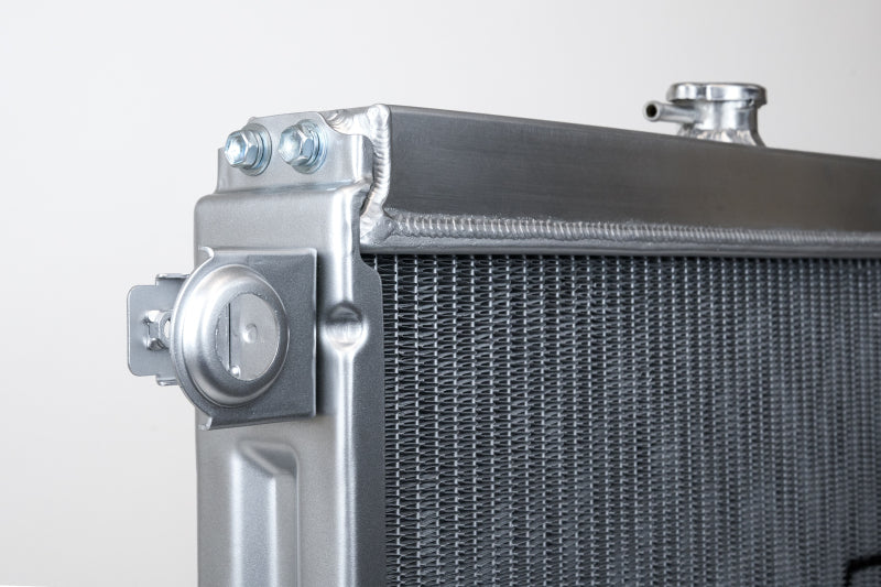 Csf Cooling CSF7207 Radiator Toyota 98-07 Lancruiser / Lexus
