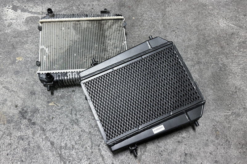 CSF 8321 BMW G8X M3/M4/M2 High-Performance Auxiliary Radiator - Single Radiator