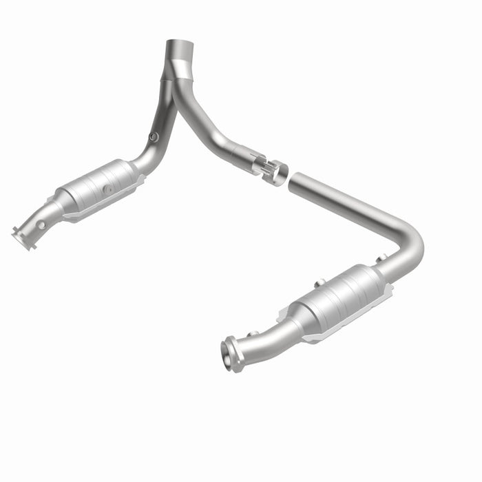 Magnaflow 52451 Conv DF 2007 RAM 1500 V8 5.7 OEM Underbody