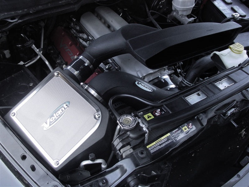Volant 16083 04-06 Dodge RAM 1500 8.3 V10 Pro5 Closed Box Air Intake System