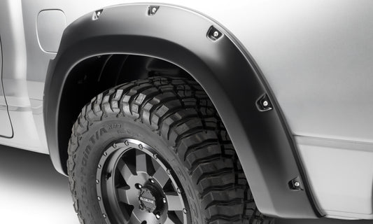 Bushwacker 50054-02 19-22 Dodge RAM 1500 Pocket Style Rear Flares 2pc - Black