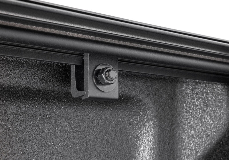 BAK 80339RK 21-24 Ford F-150 5.7ft. Bed Flip Revolver X4ts