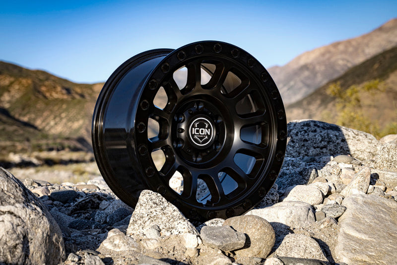 ICON 8017858347DB Hulse 17 X 8.5 6 X 5.5 0mm Offset 4.75in BS Double Black