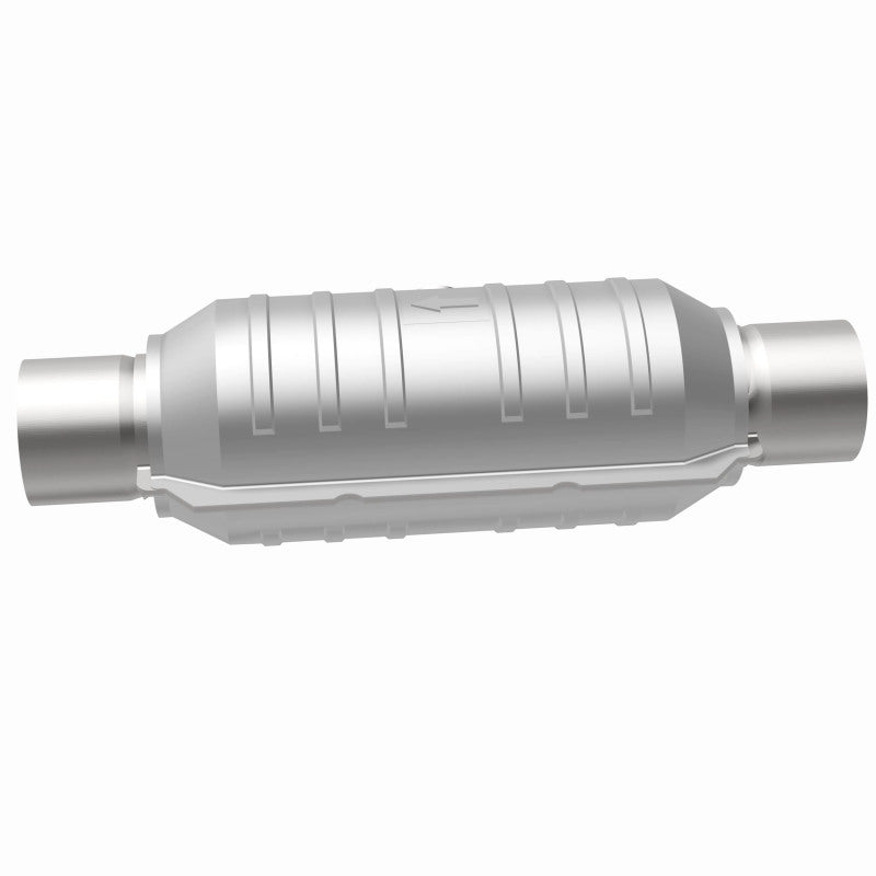 Magnaflow 51356 MagnaFlow Conv Univ 2.5in Inlet/Outlet Center/Center Round 11in Body L x 5.125in W x 15in Overall L