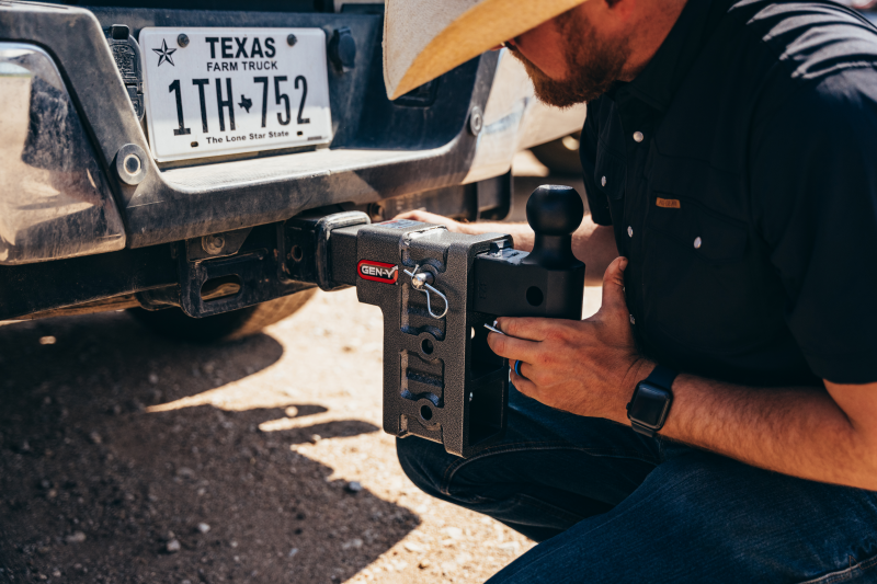GEN-Y Hitch GH-1924 Gen-Y Mega Duty 2.5in Shank 6in Offset Drop 32K Hitch w/GH-0161 Dual-Ball/GH-0162 Pintle Lock
