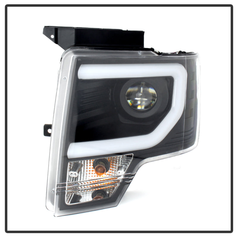 SPYDER 5077592 Spyder Ford F150 09-14 Projector Headlights Halogen Model- Light Bar DRL Blk PRO-YD-FF15009-LBDRL-BK