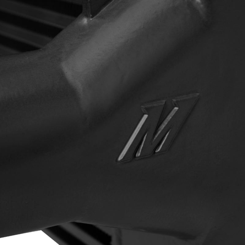 Mishimoto MMINT-DMAX-01BK 01-05 Chevrolet 6.6L Duramax Intercooler (Black)