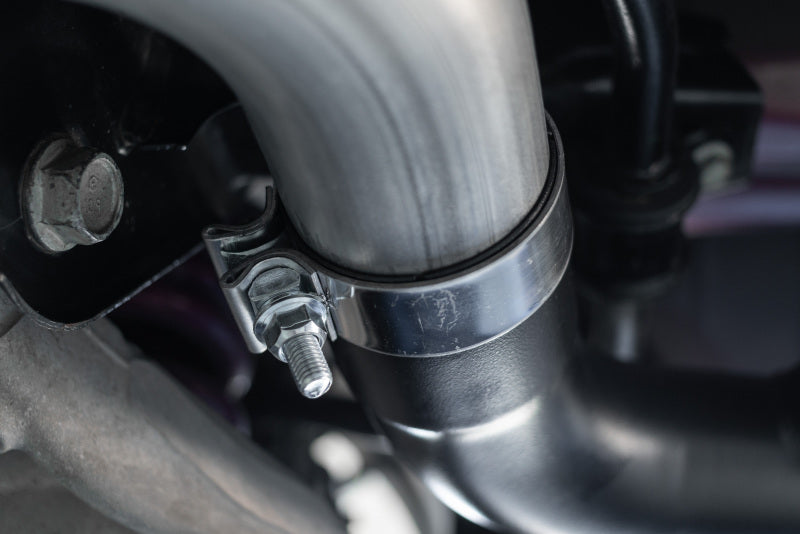 MBRP S72073CF 18-22 Ford Mustang GT 5L T304 SS 3in Cat-Back Dual Rear w/4in Quad Carbon Fiber Tips (Race)