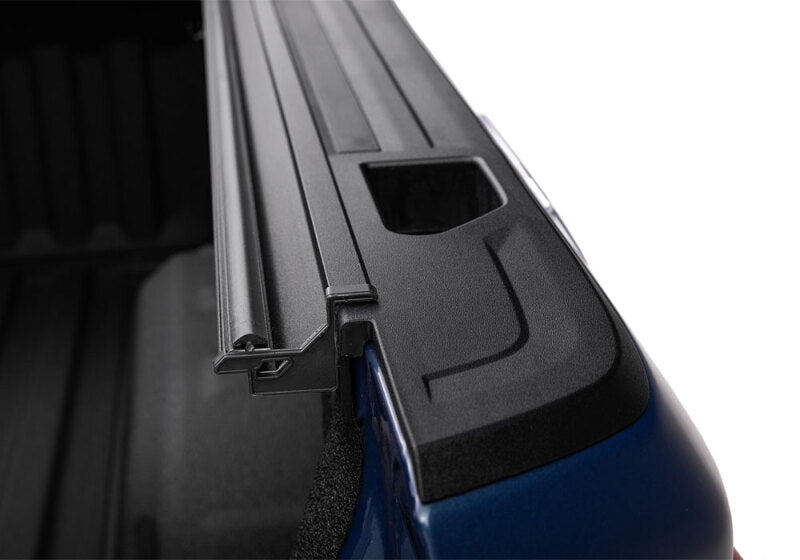 BAK 448122 2014 Chevy Silverado 1500 / 15-20 Chevy Silverado 2500/3500 8ft Bed Flip MX4 Matte Finish