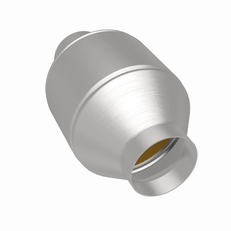 Magnaflow 51656 MagnaFlow Conv Univ 2.5in Inlet/Outlet Center/Center Round 3in Body L x 5in W x 8.75in Overall L