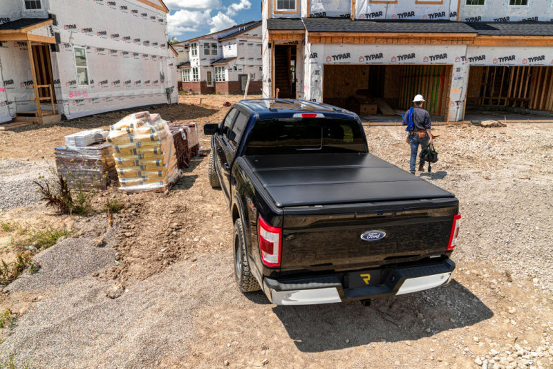 Undercover TR26029 UnderCover 04-21 Ford F-150 5.5ft Triad Bed Cover