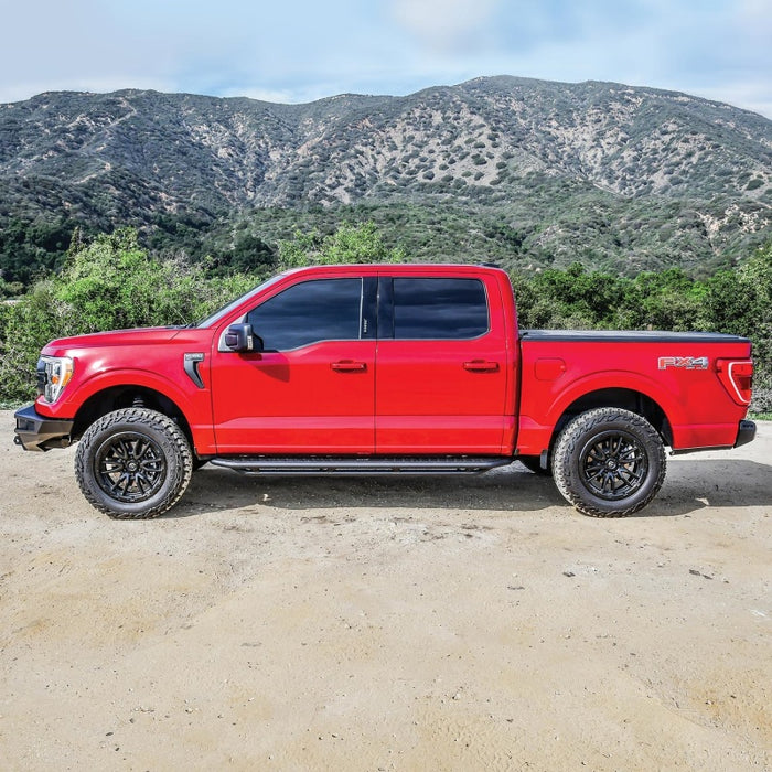 Westin 58-53945 15-19 Ford F-150 SuperCrew / 17-19 Ford F-250/350 Crew Cab Outlaw Nerf Step Bars