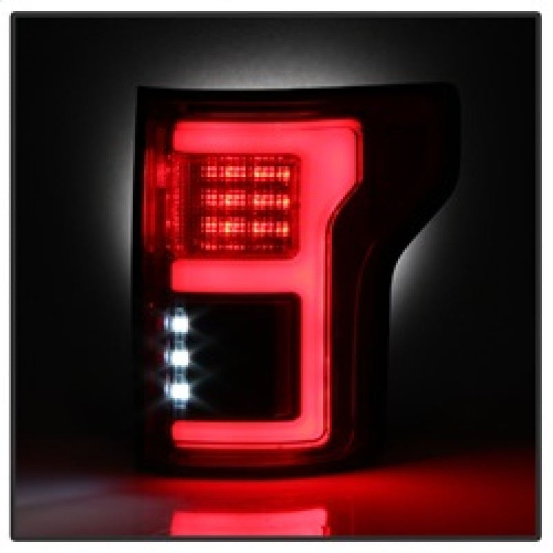 SPYDER 5085320 Spyder 15-18 Ford F-150 LED Tail Lights (w/Blind Spot) - Red Clear (ALT-YD-FF15015BS-LBLED-RC)