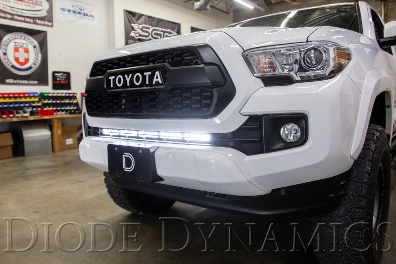 Diode Dynamics DD6070 16-21 Toyota Tacoma SS30 Stealth Lightbar Kit - White Driving