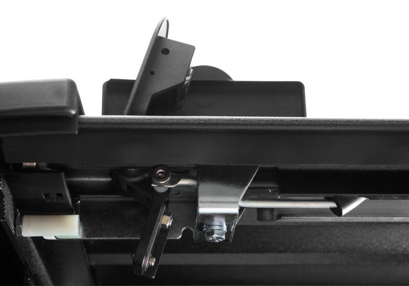 Retrax T-80384 17-18 Super Duty F-250-450 Long Bed PRO XR