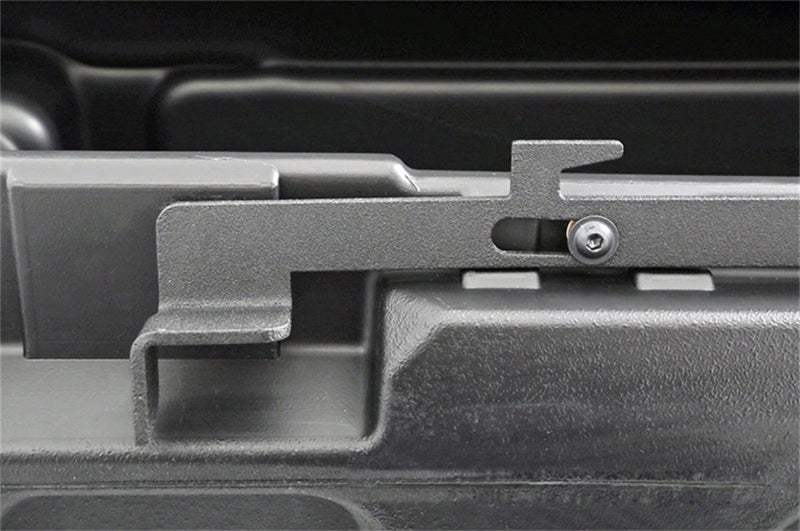 Dee Zee DZ6170P Deezee Universal Tool Box - Specialty Crossover Toolbox Plastic Full Size