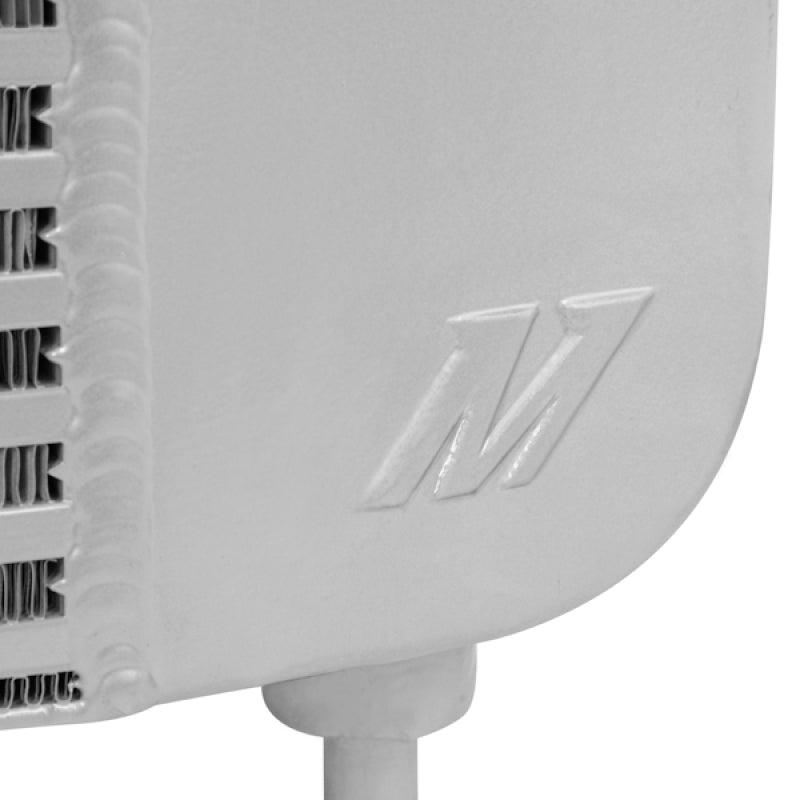 Mishimoto MMINT-DMAX-06SL 06-10 Chevy 6.6L Duramax Intercooler (Silver)