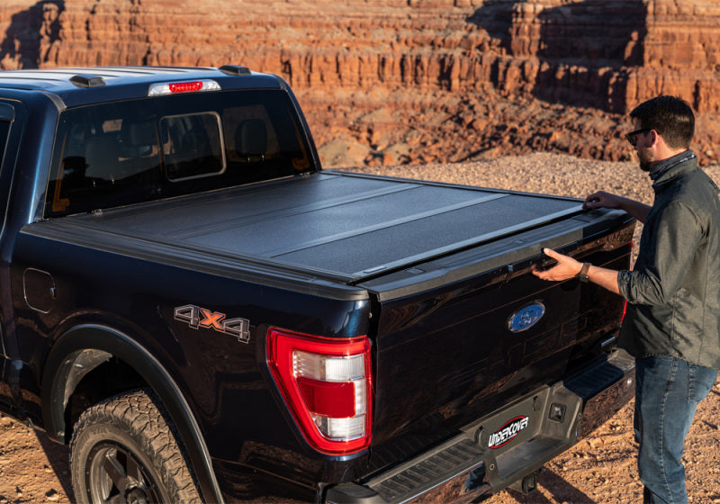 Undercover AX22029 UnderCover 2021+ Ford F-150 Crew Cab 5.5ft Armor Flex Bed Cover Cover