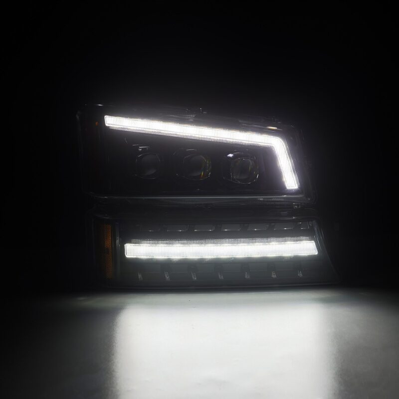 AlphaRex 880254 03-06 Chevy Silverado 1500/2500HD/3500HD/Avalanche Alpha-Black NOVA LED Proj Headlights