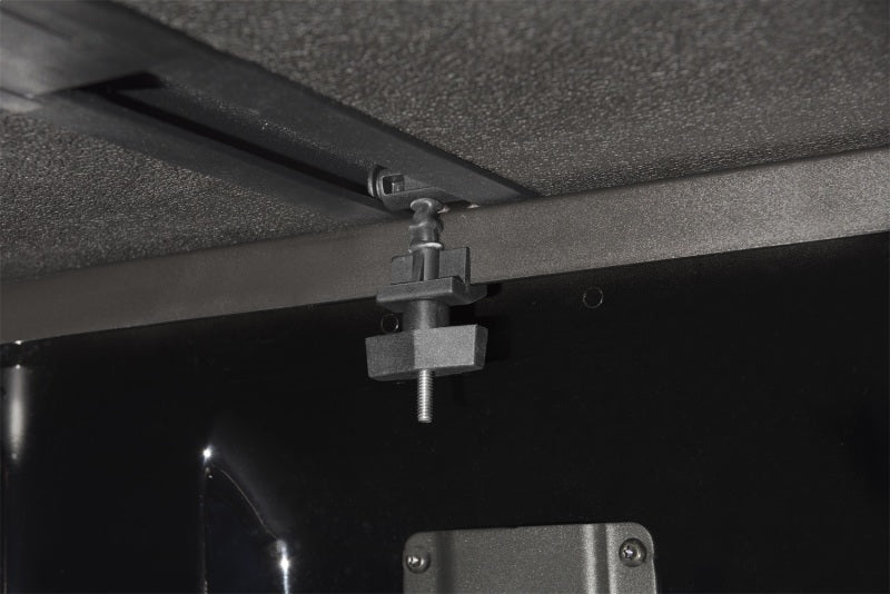 Extang 83704 2021 Ford F-150 (8ft Bed) Solid Fold 2.0