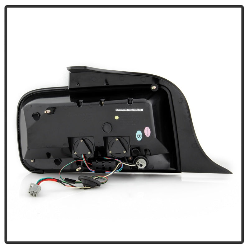 SPYDER 5086709 Spyder 05-09 Ford Mustang (White Light Bar) LED Tail Lights - Smoke ALT-YD-FM05V3-LED-SM