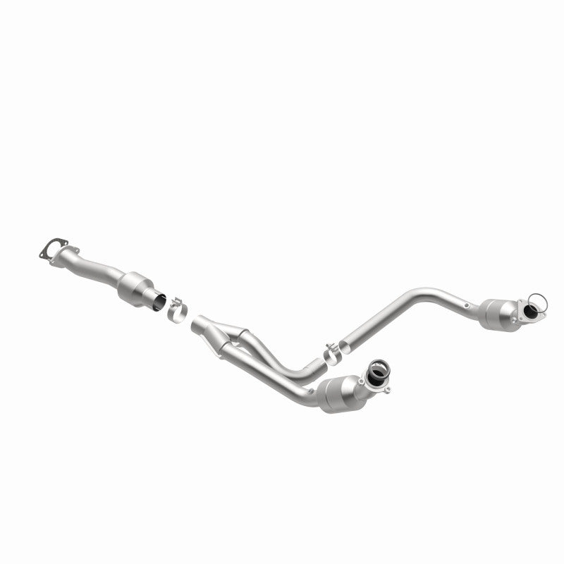 Magnaflow 52134 MagnaFlow Conv Direct Fit 2011-2014 Express 1500 4.3L Underbody