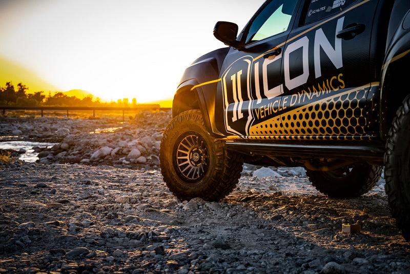 ICON 23617858347CH Recon Pro 17x8.5 6x5.5 0mm Offset 4.75in BS 106.1mm Bore Charcoal Wheel