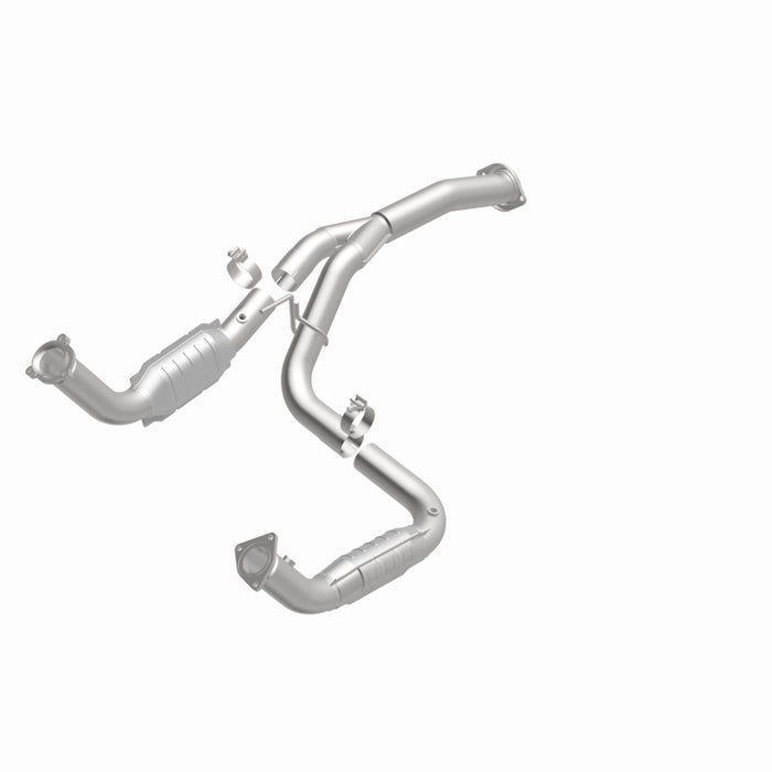 Magnaflow 21-252 MagnaFlow Conv Direct Fit 11-16 Chevrolet Silverado 2500HD/3500HD / GMC Sierra 2500HD/3500HD