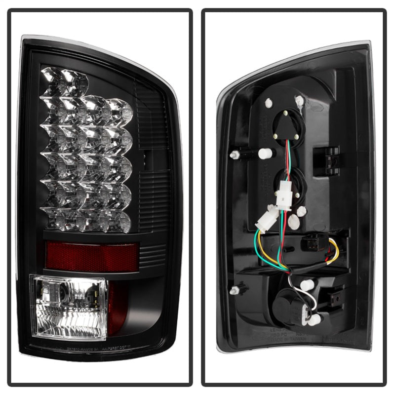 SPYDER 5002556 Spyder Dodge RAM 02-06 1500/RAM 2500/3500 03-06 LED Tail Light Black ALT-YD-DRAM02-LED-BK