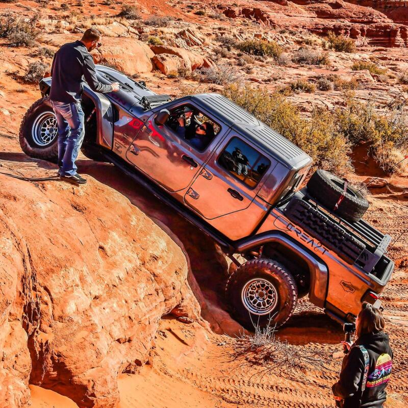 Superwinch 2598 Recovery Traction Boards - Black - Pair