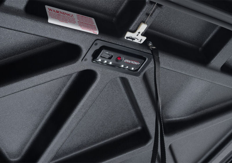 Undercover UC5098 UnderCover 2022 Nissan Frontier 5ft Elite Bed Cover - Black Textured
