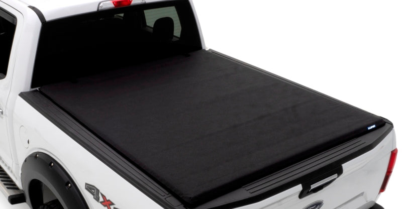 LUND 96049 Lund 96-04 Dodge Dakota (6.5ft. Bed) Genesis Roll Up Tonneau Cover - Black