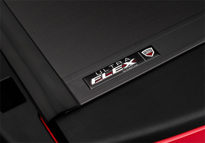 Undercover UX32008 UnderCover 19-20 RAM 1500 5.7ft Ultra Flex Bed Cover - Matte Black Finish