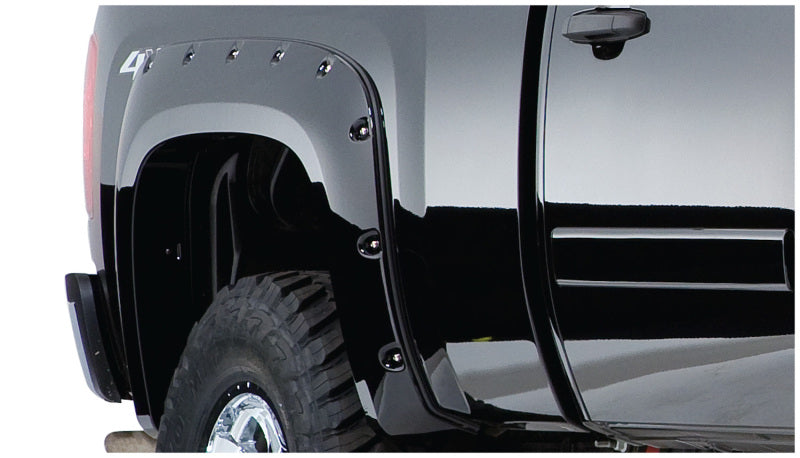 Bushwacker 40947-02 07-14 GMC Sierra 2500 HD Fleetside Cutout Style Flares 4pc 78.7/97.6in Bed - Black