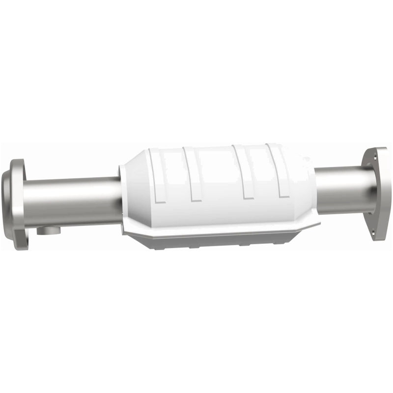 Magnaflow 93208 MagnaFlow Conv DF 01/20/00-01 Jeep Cherokee 4.0L Rear (49 State)