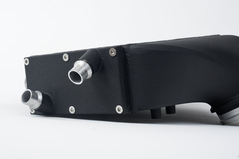 CSF 8082 2014+ BMW M3/M4 (F8X) Top Mount Charge-Air-Cooler - Crinkle Black