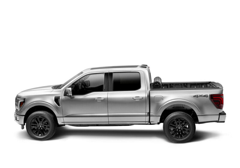 BAK 80339RK 21-24 Ford F-150 5.7ft. Bed Flip Revolver X4ts