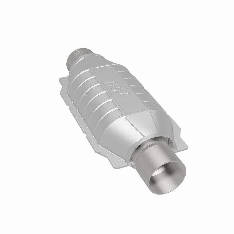 Magnaflow 51006 MagnaFlow Conv Univ 2.5in Inlet/Outlet Center/Center Oval 12in Body L x 6.5in W x 16in Overall L