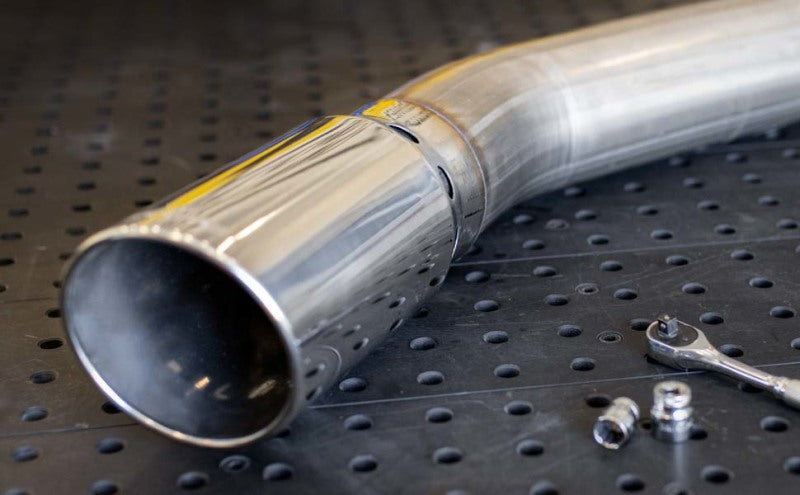 Magnaflow 17872 MagnaFlow 08-17 Ford F-250/F-350/F-450 6.4L/6.7L DPF-Back SS 5in Single Passenger Side Rear Exit