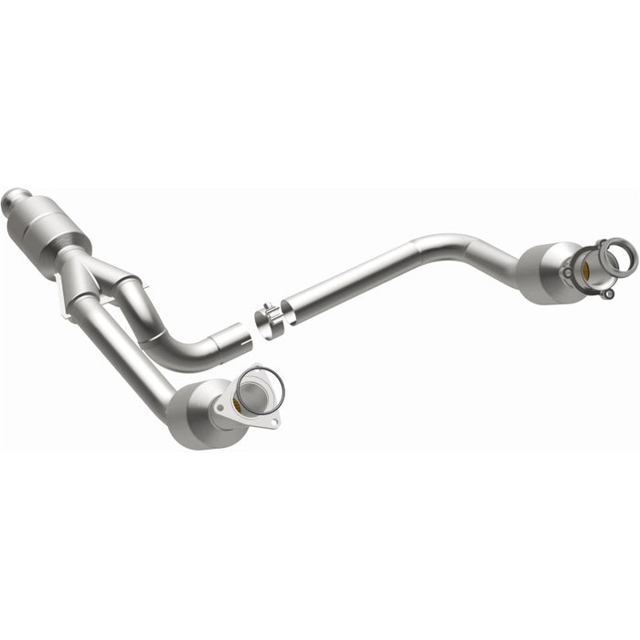 Magnaflow 52642 MagnaFlow Conv Direct Fit 14-16 GMC Sierra 1500 V6 4.3L