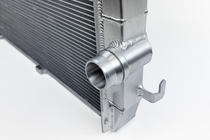 CSF 7227 Porsche 955/957 Cayenne / Audi Q7 / VW Touareg Heavy-Duty Performance Radiator