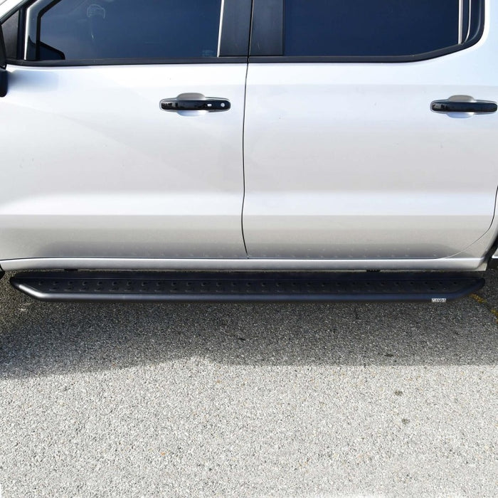 Westin 28-31275 19-23 Chevrolet/GMC Silverado/Sierra 1500 Crew Cab Outlaw Nerf Step Bars