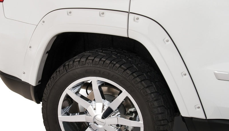 Bushwacker 10076-02 11-18 Jeep Grand Cherokee Pocket Style Flares 2pc Does Not Fit SRT8 - Black