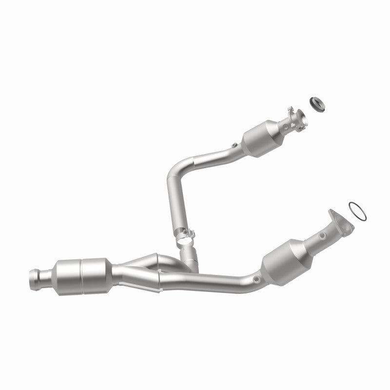 Magnaflow 52642 MagnaFlow Conv Direct Fit 14-16 GMC Sierra 1500 V6 4.3L