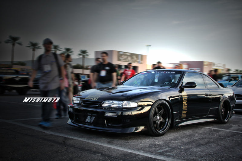 Mishimoto MMINT-UR Universal Silver R Line Intercooler Overall Size: 31x12x4 Core Size: 24x12x4 Inlet / Outle