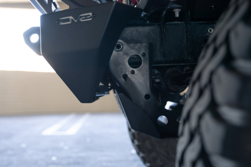 DV8 Offroad SPJL-02 18-23 Jeep Wrangler JL/JT Front Bumper Sway-Bar Disconnect Motor Skid Plate
