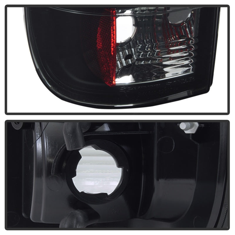 SPYDER 5084248 Spyder 97-03 Ford F150 Stylsd. F250 V3 Lght Bar LED Tail Lights - Blk Smk ALT-YD-FF15097V3-LBLED-BSM