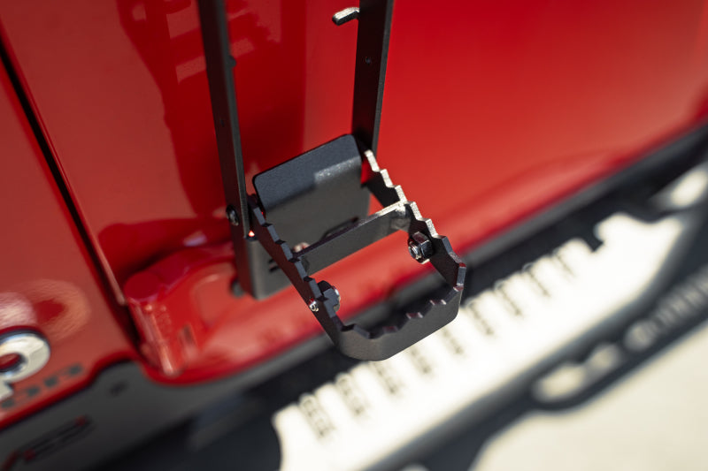 DV8 Offroad STJL-04 07-23 Jeep Gladiator/Wrangler JT/JK/JL Hinge Mounted Step