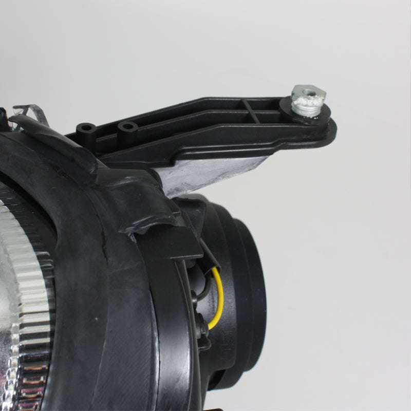 SPYDER 5038029 Spyder Mercedes Benz CLK 03-09 Projector Halogen Model- LED Halo DRL Chrm PRO-YD-MBCLK03-DRL-C